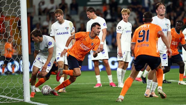 Başakşehir’de sezonun ilk golü Emin Bayram’dan!