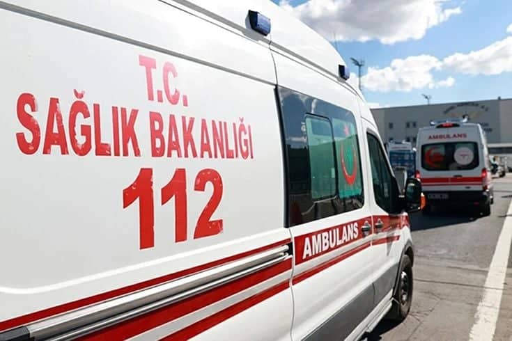 Evin damına çıkan iki kadın, feci şekilde can verdi Evin damına çıkan iki kadın, feci şekilde can verdi