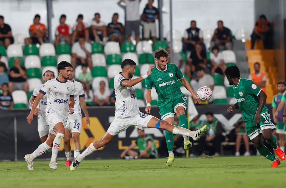 Bodrum FK ve Muğlaspor Golsüz Berabere Kaldı Bodrum FK ve Muğlaspor Golsüz Berabere Kaldı