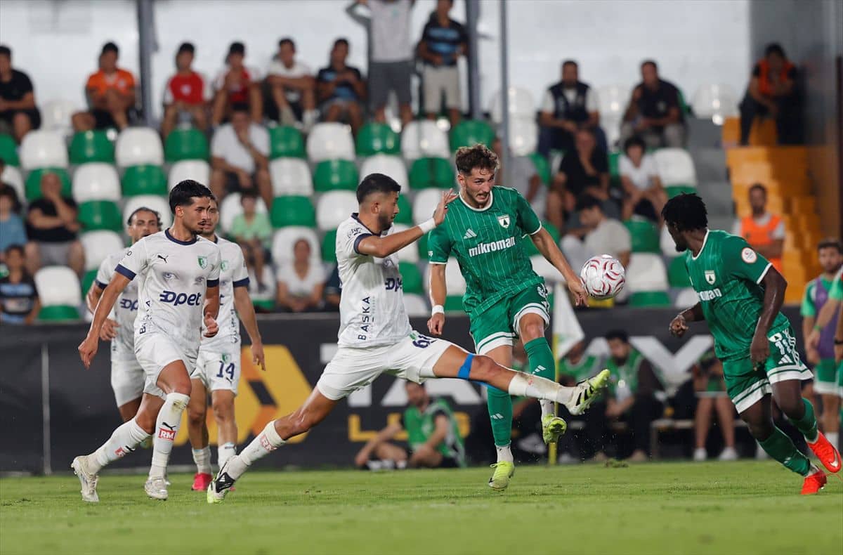 Bodrum FK ve Muğlaspor Golsüz Berabere Kaldı Bodrum FK ve Muğlaspor Golsüz Berabere Kaldı