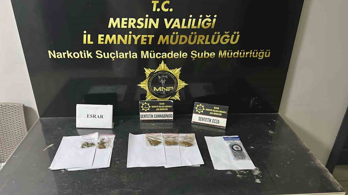 Mersin'de Torbacı Operasyonu: 3 Şüpheli Tutuklandı Mersin'de Torbacı Operasyonu: 3 Şüpheli Tutuklandı