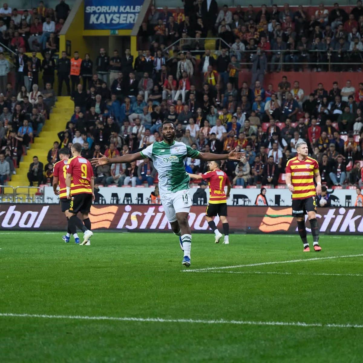 Iheanacho fırtınası: 4 maçta 4 gol Iheanacho fırtınası: 4 maçta 4 gol