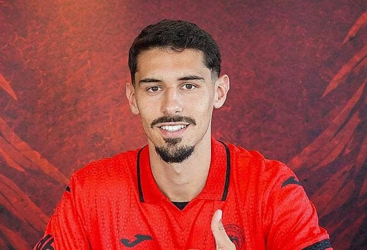 Çorum FK, yeni stoperini buldu! Alexandre Penetra… Çorum FK, yeni stoperini buldu! Alexandre Penetra…