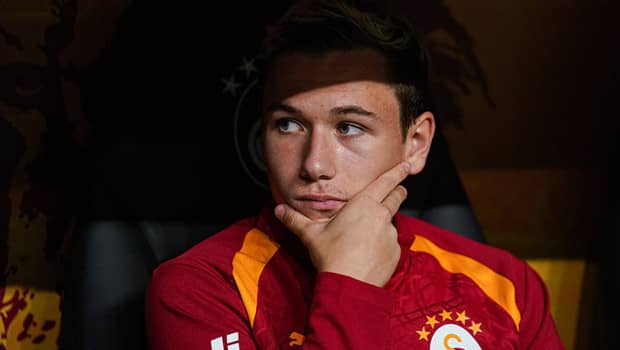 Batrakov, Galatasaray formasıyla ilk resmi maçına çıktı! Batrakov, Galatasaray formasıyla ilk resmi maçına çıktı!
