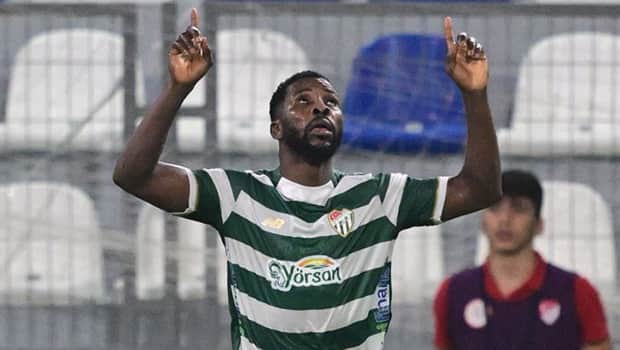 Bursaspor'da Kelechi Iheanacho fırtınası dinmiyor! Bursaspor'da Kelechi Iheanacho fırtınası dinmiyor!