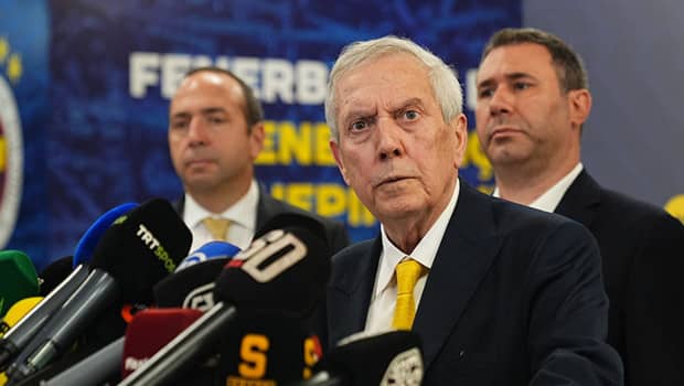 Aziz Yıldırımdan derbi sonrası hakem tepkisi: 2 penaltımız verilmedi, beni kimse durduramaz Aziz Yıldırımdan derbi sonrası hakem tepkisi: 2 penaltımız verilmedi, beni kimse durduramaz