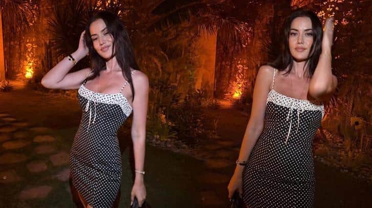 Sade güzelliğiyle dikkat çekti! Fahriye Evcen formda haliyle beğeni topladı Sade güzelliğiyle dikkat çekti! Fahriye Evcen formda haliyle beğeni topladı