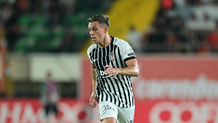 Beşiktaş'ta Leandro Trossard: Rakip bana tokat attı Beşiktaş'ta Leandro Trossard: Rakip bana tokat attı