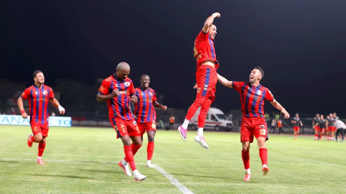 Antalyaspor deplasmanda Mardin 1969 Spor engeline takıldı! Antalyaspor deplasmanda Mardin 1969 Spor engeline takıldı!