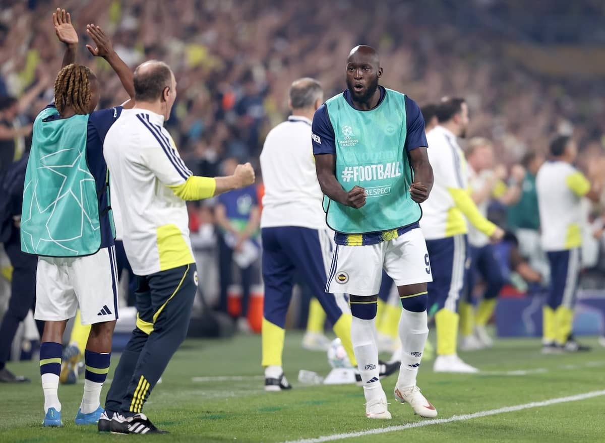 Lukaku, Fenerbahçe formasıyla sahne aldı Lukaku, Fenerbahçe formasıyla sahne aldı