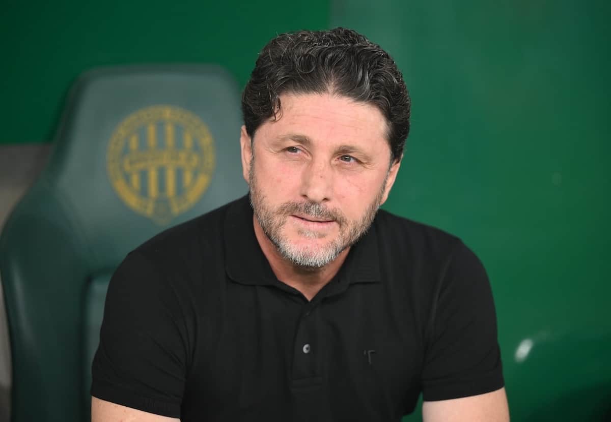 Trabzonspor'dan şok gelişme: Fatih Tekke istifa etti Trabzonspor'dan şok gelişme: Fatih Tekke istifa etti