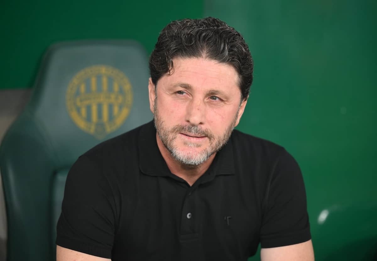 Trabzonspor'dan şok gelişme: Fatih Tekke istifa etti Trabzonspor'dan şok gelişme: Fatih Tekke istifa etti